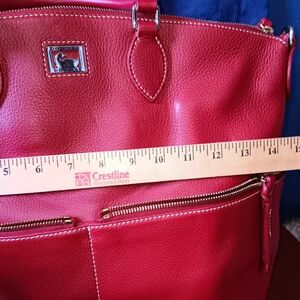 Dooney n bourke tote